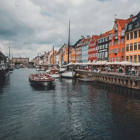 Apartment Lovely Overlooking King's Garden Copenhagen
