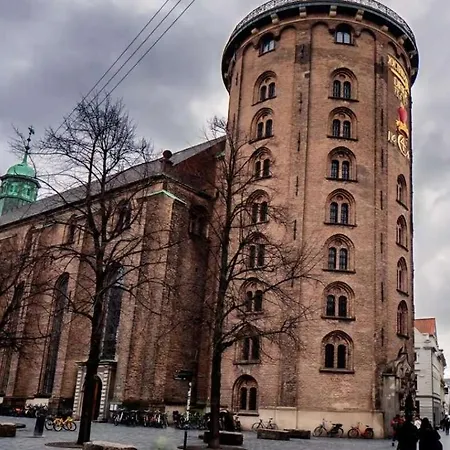 Lovely Overlooking King's Garden Kopenhagen