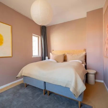 Lovely Overlooking King's Garden * Kopenhagen