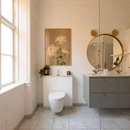 Lovely Overlooking King's Garden * Kopenhagen