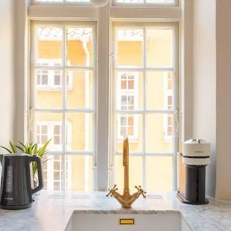 Lovely Overlooking King's Garden