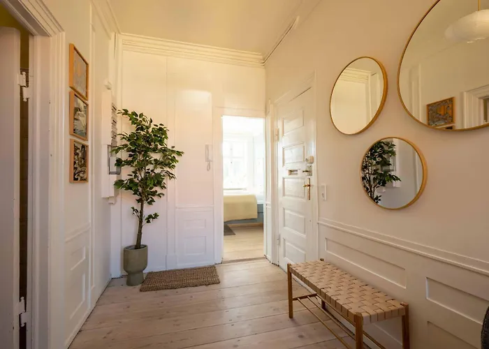 Lovely Overlooking King's Garden Copenhagen