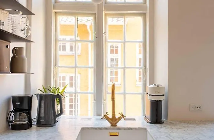 Lovely Overlooking King's Garden